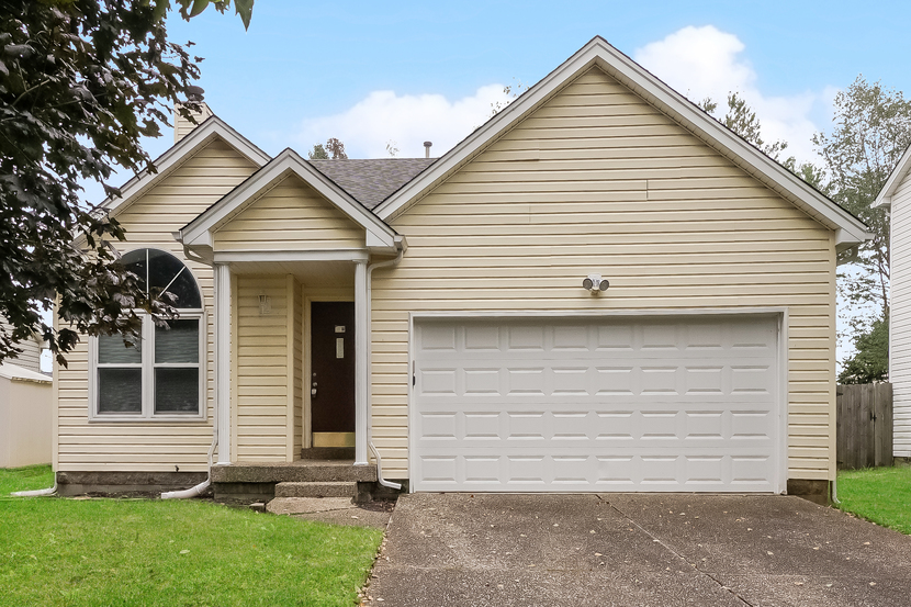 10812 Pineview Ct Louisville, KY 40299
